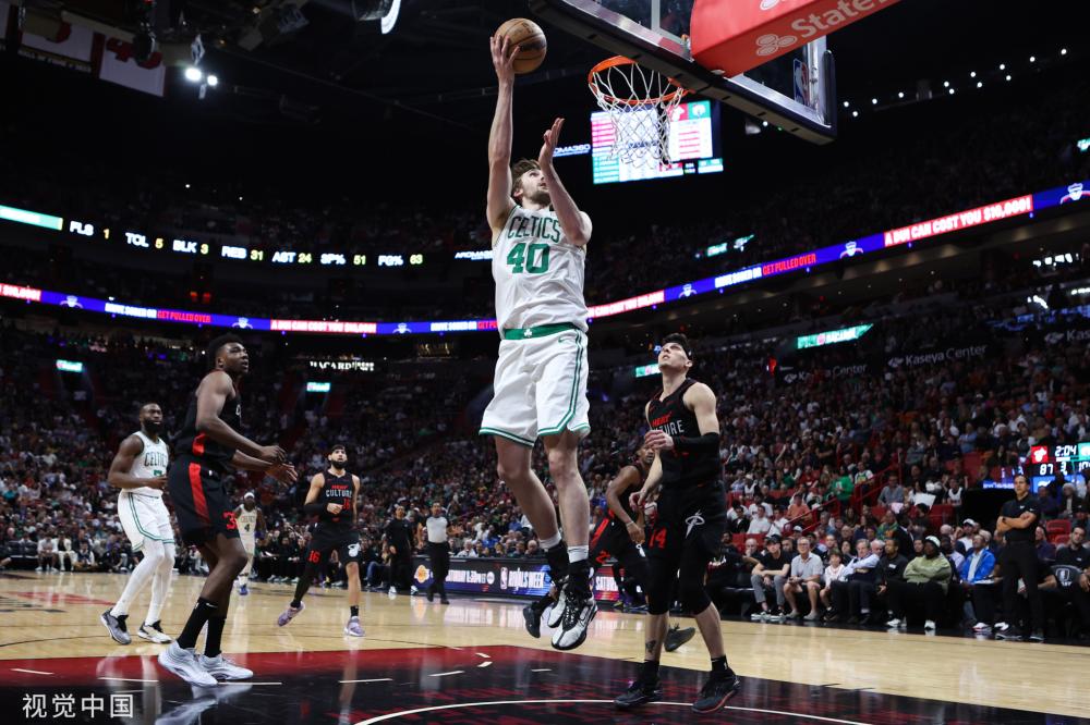 他在国内的 他在国内的