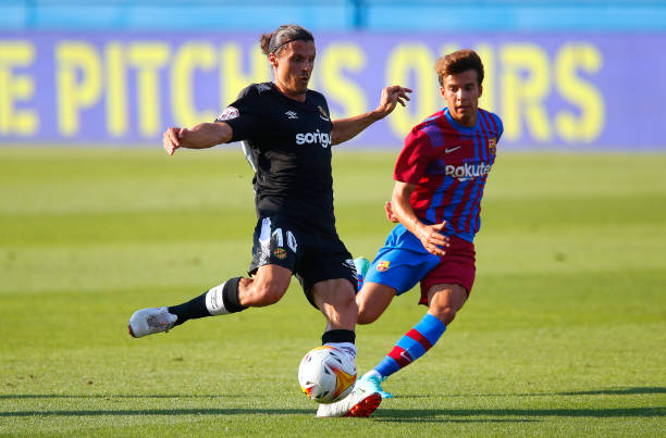 待一场备受 待一场备受