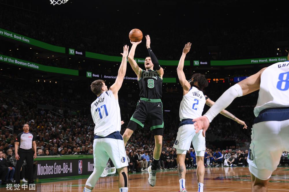 更展示了球 更展示了球